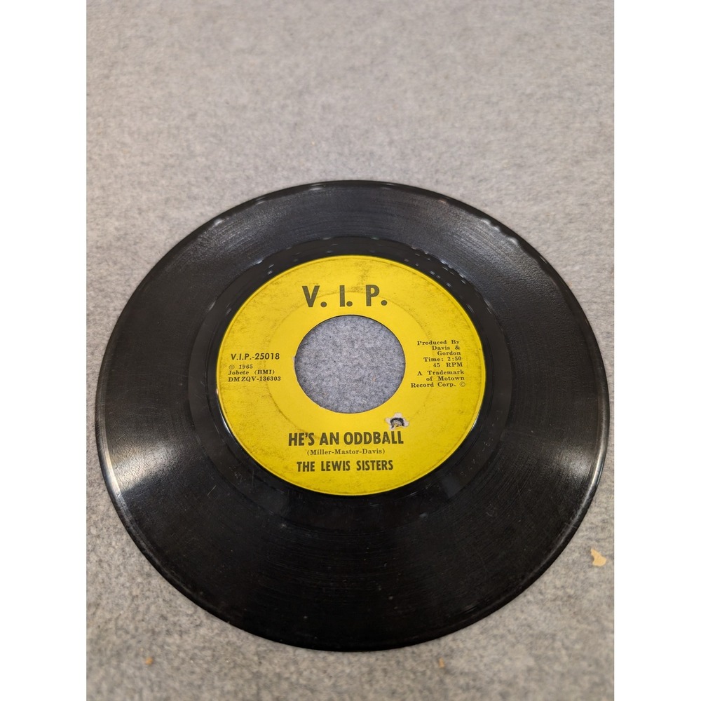 The Lewis Sisters He's An Oddball By Some Chance 45 RPM V.I.P. 25018 Motown 1965 - Picture 4 of 4